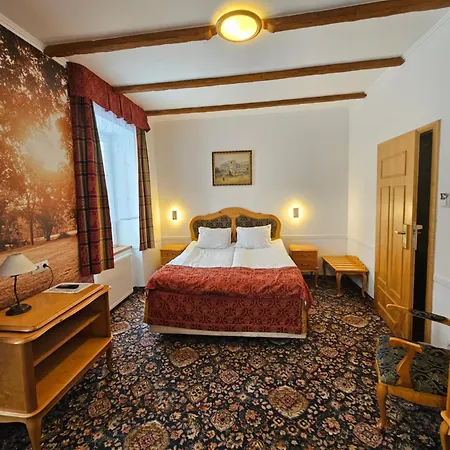 Otel Folwark Historic 3*