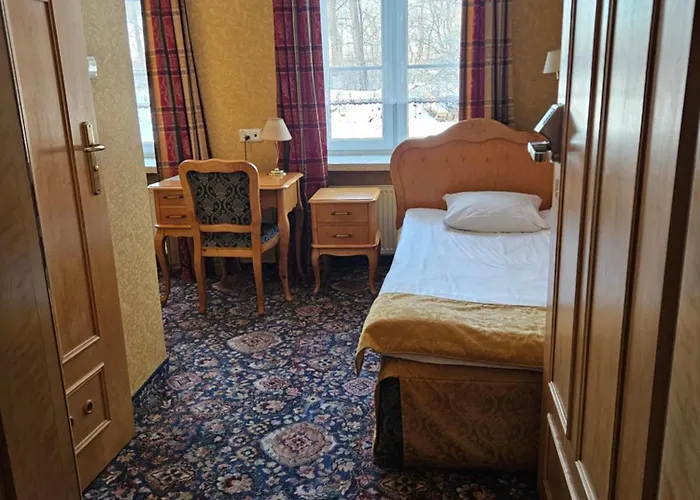 Folwark Historic Otel Varşova