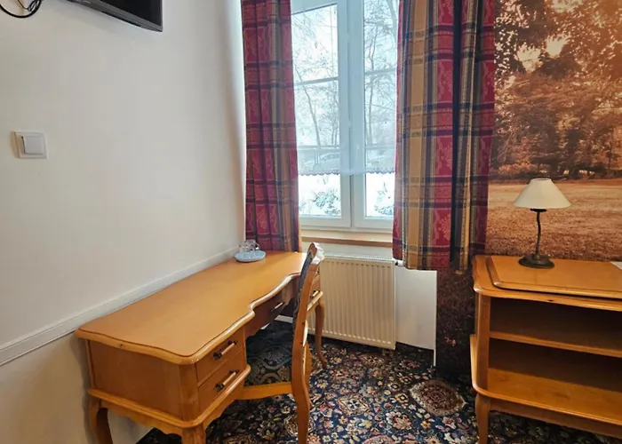 Otel Folwark Historic 3*